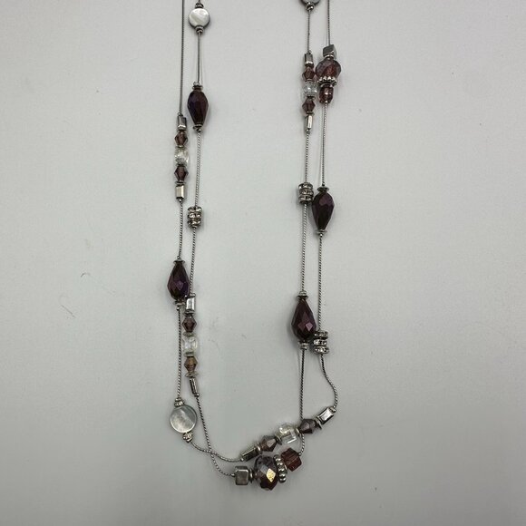 Long Necklace Purple Beads Glass Mother of Pearl Silver Tone Chain Layered - Picture 3 of 15